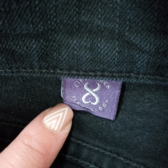 NYDJ Dark Wash Embellished Pockets Bootcut Jeans - Picture 9 of 12